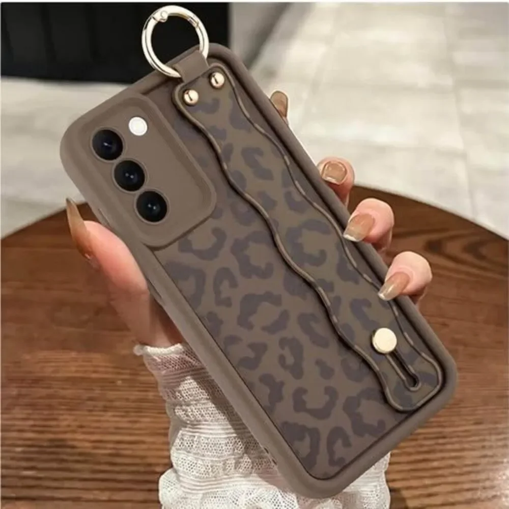Mowime Leopard Print Smartphone Case with Hand Strap